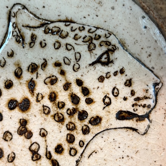 Leopard Dish - Picture 4 of 7